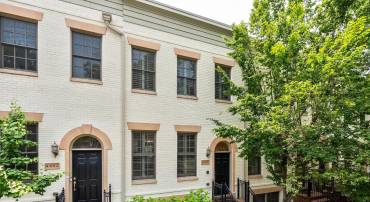 4452 1/2 MACARTHUR BLVD NW, WASHINGTON, District Of Columbia 20007, 4 Bedrooms Bedrooms, ,3 BathroomsBathrooms,Residential,For sale,4452 1/2 MACARTHUR BLVD NW,DCDC2199150 MLS # DCDC2199150