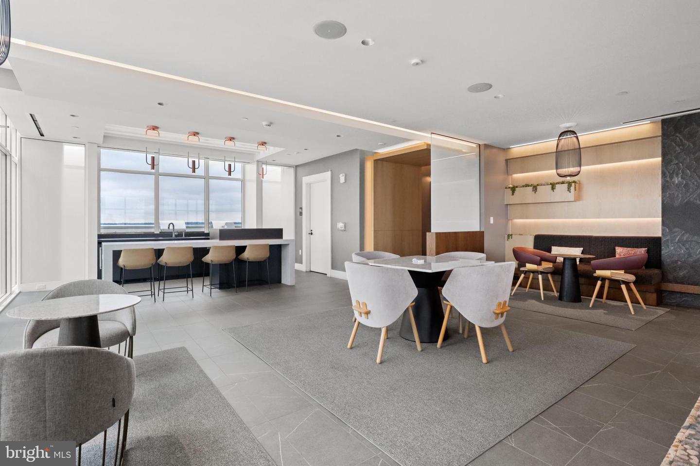 925 N FAIRFAX ST #704, ALEXANDRIA, Virginia 22314, 1 Bedroom Bedrooms, ,1 BathroomBathrooms,Residential,For sale,925 N FAIRFAX ST #704,VAAX2045002 MLS # VAAX2045002