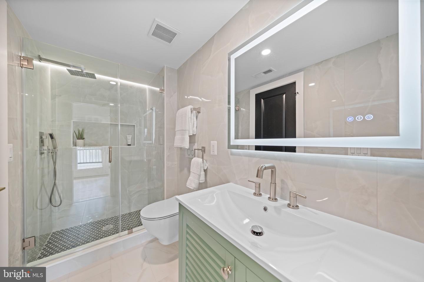 401 DECATUR ST NW, WASHINGTON, District Of Columbia 20011, 6 Bedrooms Bedrooms, ,4 BathroomsBathrooms,Residential,For sale,401 DECATUR ST NW,DCDC2199318 MLS # DCDC2199318