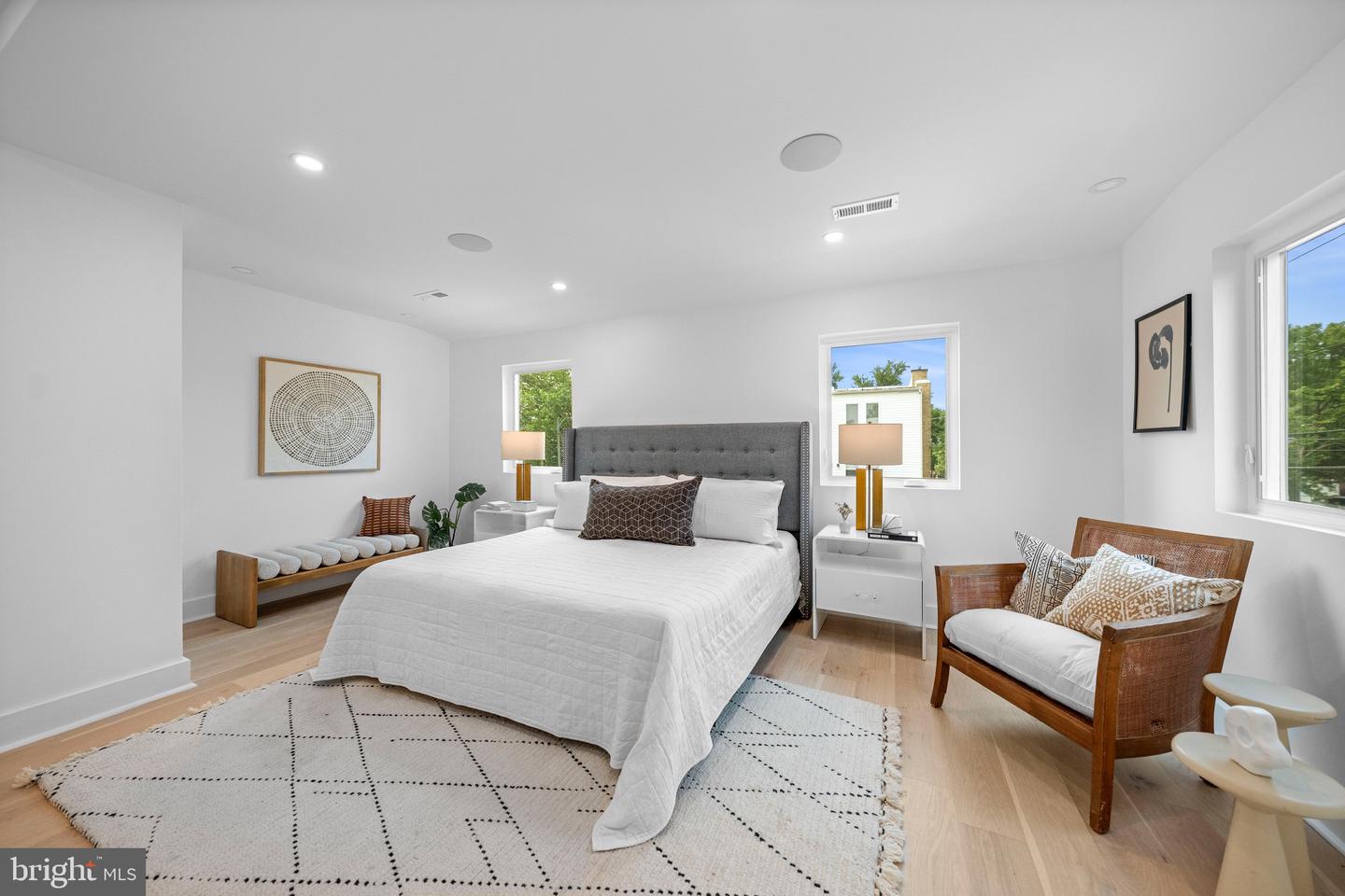 401 DECATUR ST NW, WASHINGTON, District Of Columbia 20011, 6 Bedrooms Bedrooms, ,4 BathroomsBathrooms,Residential,For sale,401 DECATUR ST NW,DCDC2199318 MLS # DCDC2199318