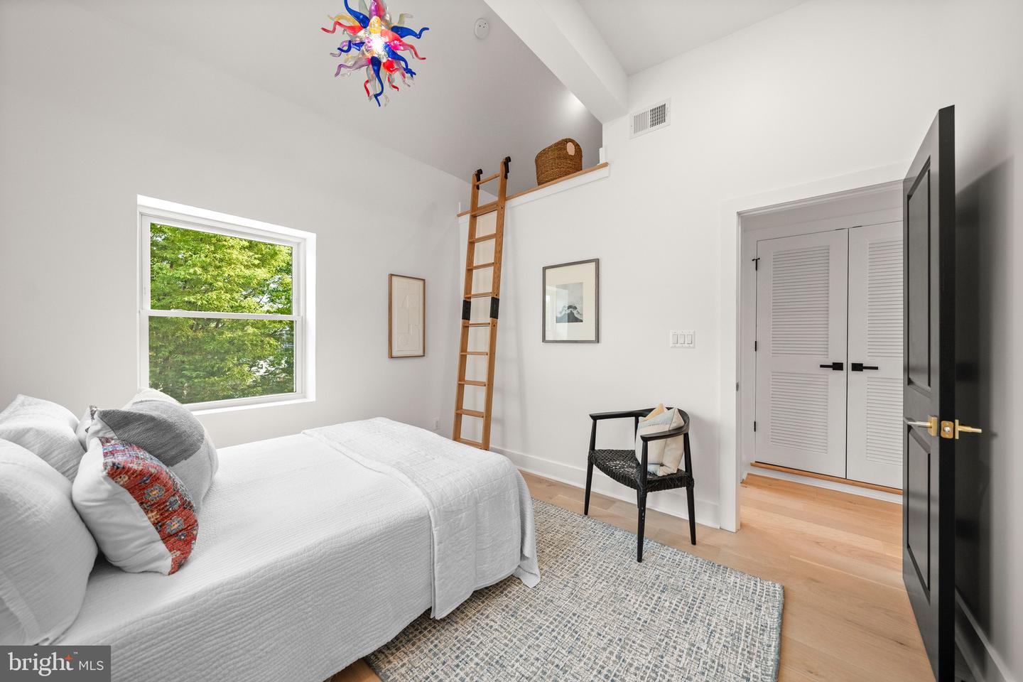 401 DECATUR ST NW, WASHINGTON, District Of Columbia 20011, 6 Bedrooms Bedrooms, ,4 BathroomsBathrooms,Residential,For sale,401 DECATUR ST NW,DCDC2199318 MLS # DCDC2199318