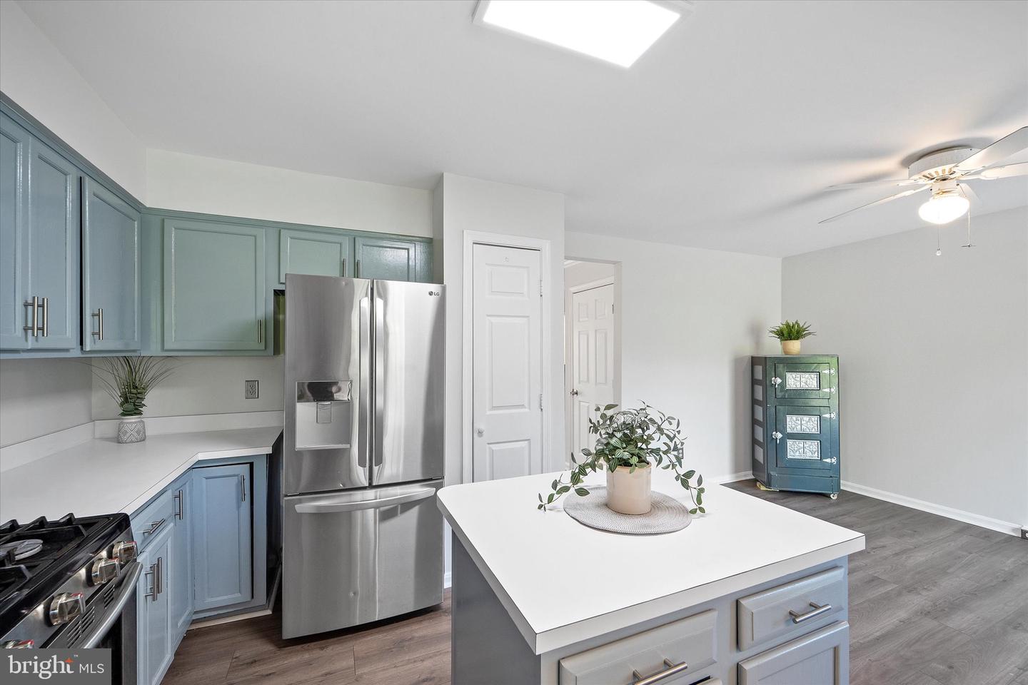 146 CONNERY TER SW, LEESBURG, Virginia 20175, 4 Bedrooms Bedrooms, ,3 BathroomsBathrooms,Residential,For sale,146 CONNERY TER SW,VALO2095894 MLS # VALO2095894