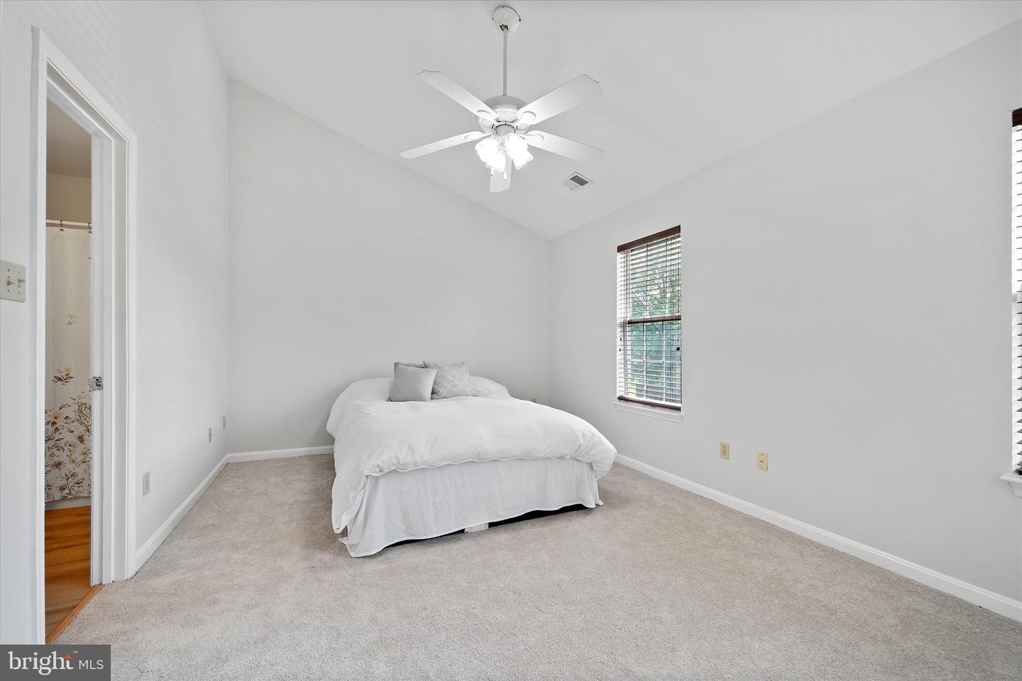 146 CONNERY TER SW, LEESBURG, Virginia 20175, 4 Bedrooms Bedrooms, ,3 BathroomsBathrooms,Residential,For sale,146 CONNERY TER SW,VALO2095894 MLS # VALO2095894