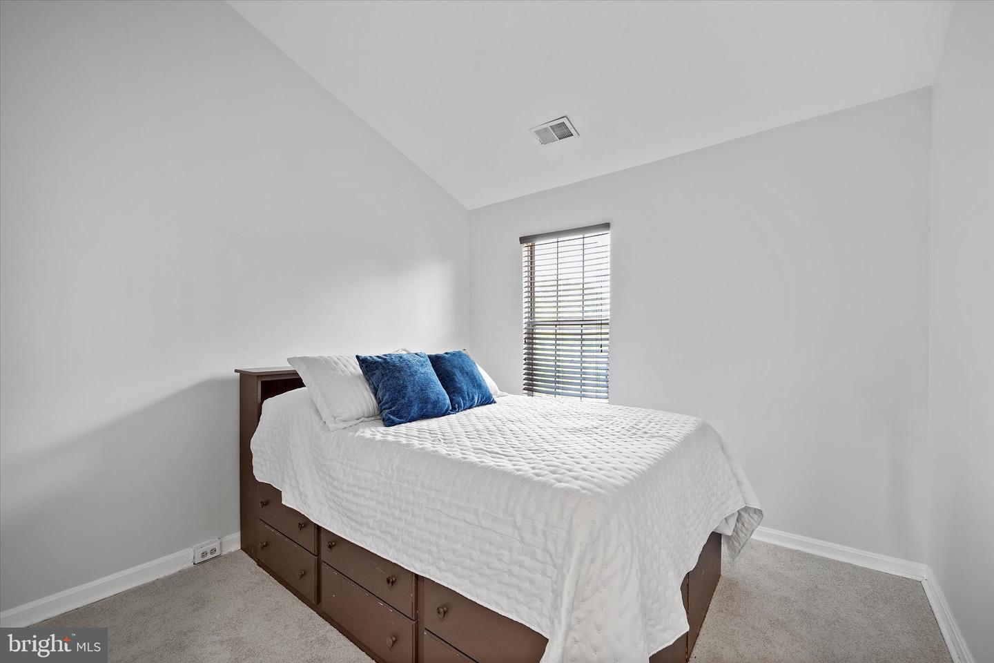 146 CONNERY TER SW, LEESBURG, Virginia 20175, 4 Bedrooms Bedrooms, ,3 BathroomsBathrooms,Residential,For sale,146 CONNERY TER SW,VALO2095894 MLS # VALO2095894