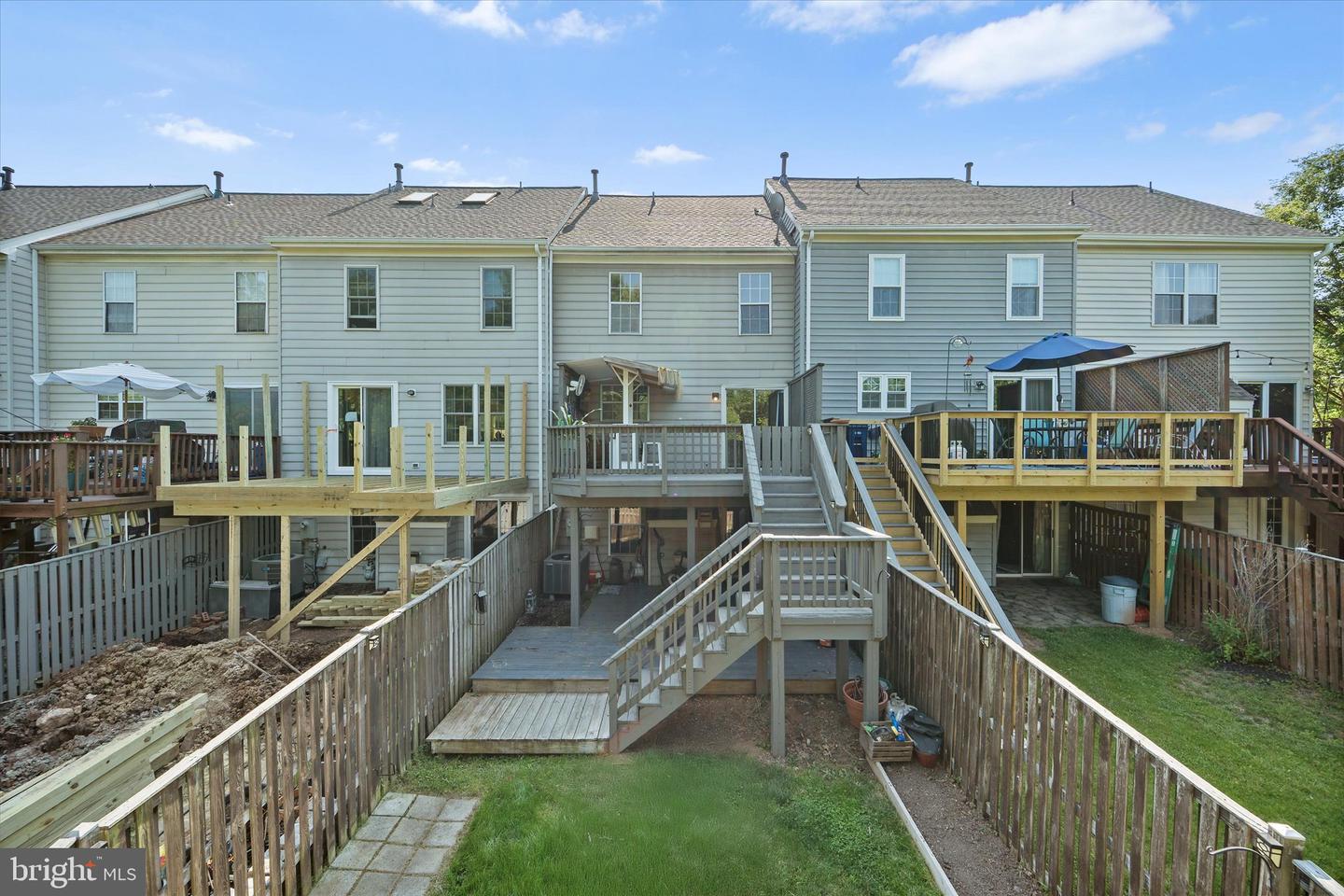 146 CONNERY TER SW, LEESBURG, Virginia 20175, 4 Bedrooms Bedrooms, ,3 BathroomsBathrooms,Residential,For sale,146 CONNERY TER SW,VALO2095894 MLS # VALO2095894