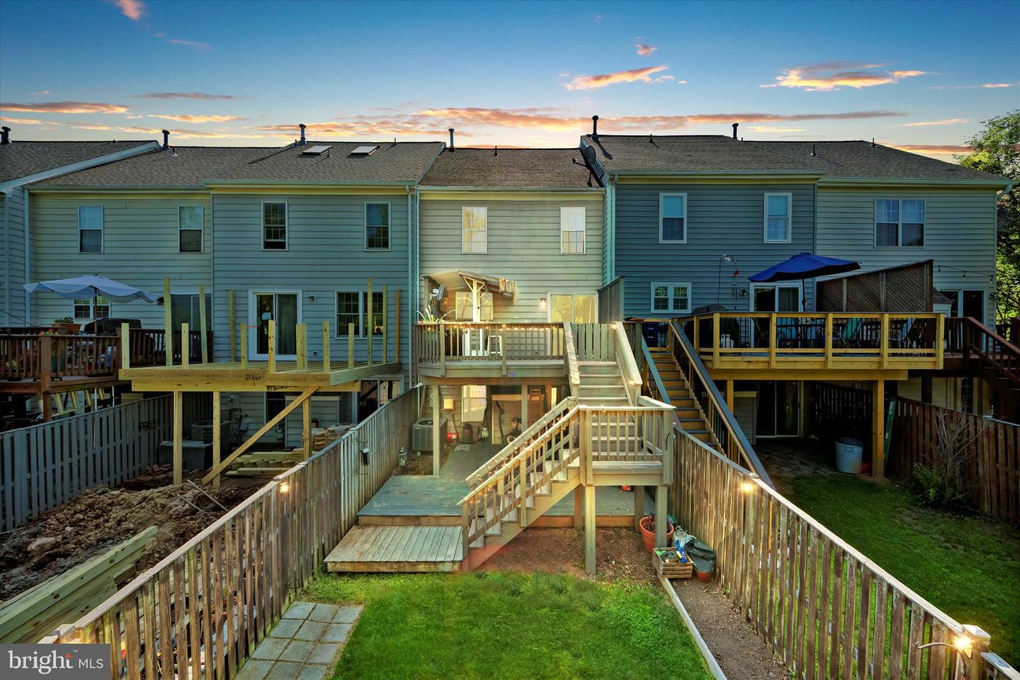 146 CONNERY TER SW, LEESBURG, Virginia 20175, 4 Bedrooms Bedrooms, ,3 BathroomsBathrooms,Residential,For sale,146 CONNERY TER SW,VALO2095894 MLS # VALO2095894