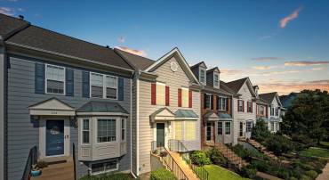 146 CONNERY TER SW, LEESBURG, Virginia 20175, 4 Bedrooms Bedrooms, ,3 BathroomsBathrooms,Residential,For sale,146 CONNERY TER SW,VALO2095894 MLS # VALO2095894