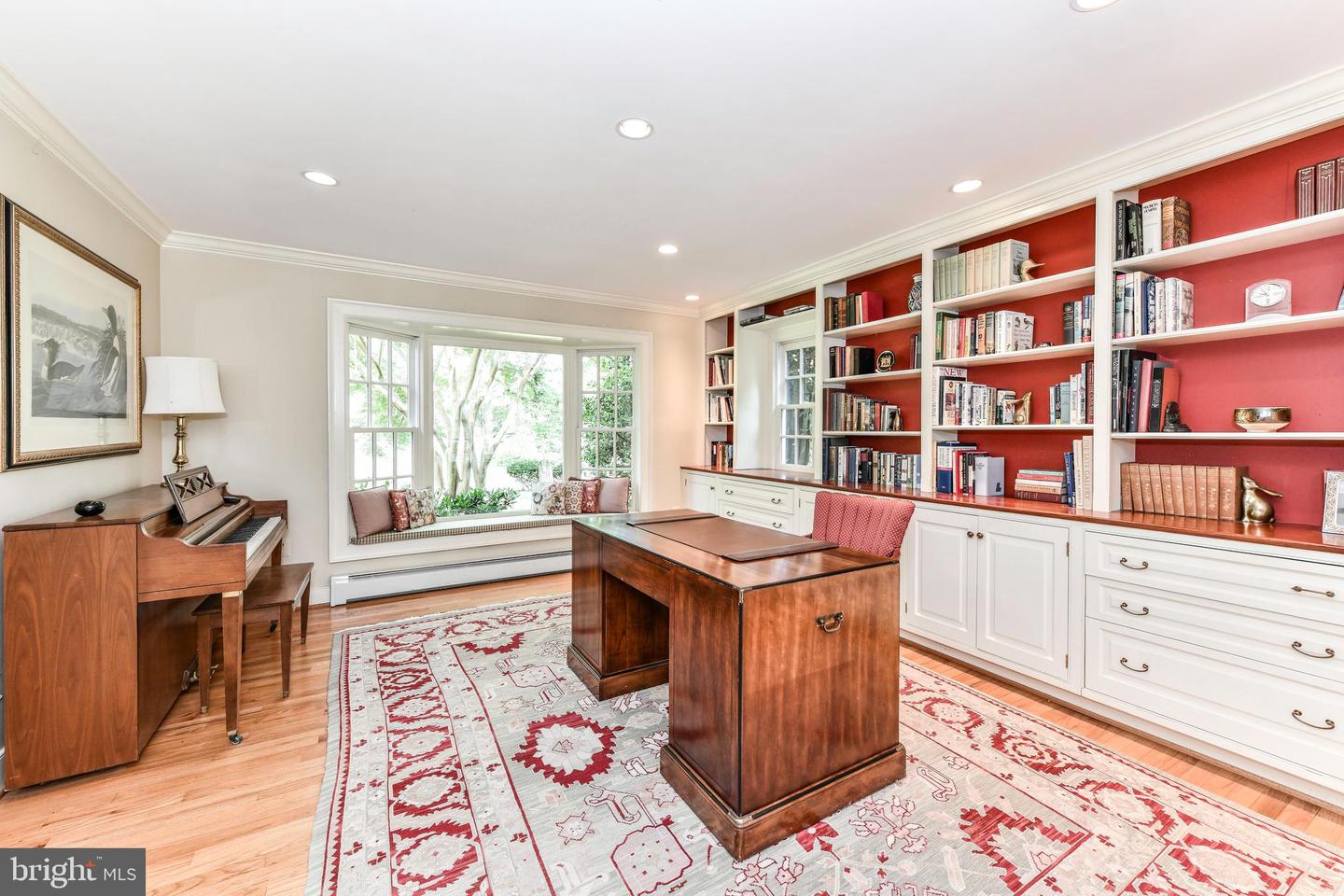 1435 HUNTER VIEW FARMS, VIENNA, Virginia 22182, 5 Bedrooms Bedrooms, ,4 BathroomsBathrooms,Residential,For sale,1435 HUNTER VIEW FARMS,VAFX2239700 MLS # VAFX2239700