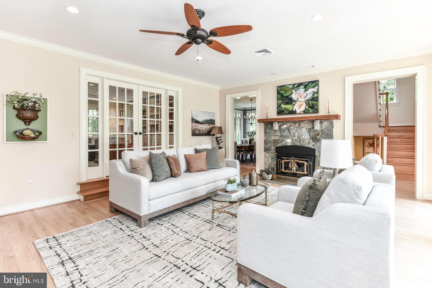 1435 HUNTER VIEW FARMS, VIENNA, Virginia 22182, 5 Bedrooms Bedrooms, ,4 BathroomsBathrooms,Residential,For sale,1435 HUNTER VIEW FARMS,VAFX2239700 MLS # VAFX2239700