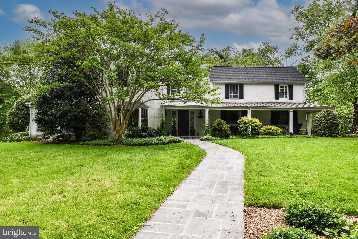 1435 HUNTER VIEW FARMS, VIENNA, Virginia 22182, 5 Bedrooms Bedrooms, ,4 BathroomsBathrooms,Residential,For sale,1435 HUNTER VIEW FARMS,VAFX2239700 MLS # VAFX2239700