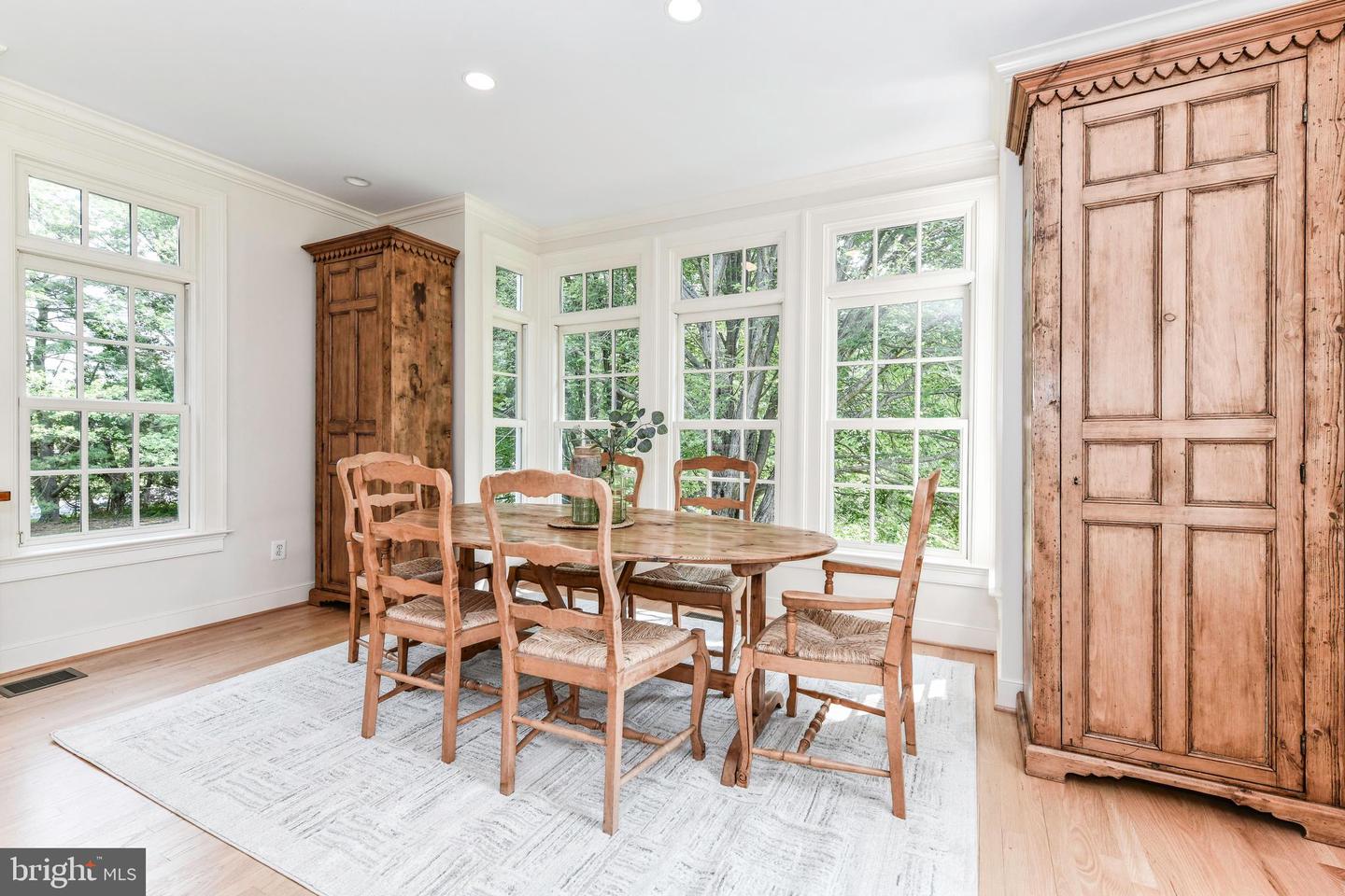 1435 HUNTER VIEW FARMS, VIENNA, Virginia 22182, 5 Bedrooms Bedrooms, ,4 BathroomsBathrooms,Residential,For sale,1435 HUNTER VIEW FARMS,VAFX2239700 MLS # VAFX2239700