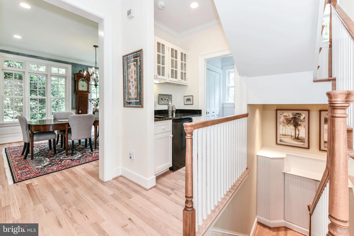 1435 HUNTER VIEW FARMS, VIENNA, Virginia 22182, 5 Bedrooms Bedrooms, ,4 BathroomsBathrooms,Residential,For sale,1435 HUNTER VIEW FARMS,VAFX2239700 MLS # VAFX2239700
