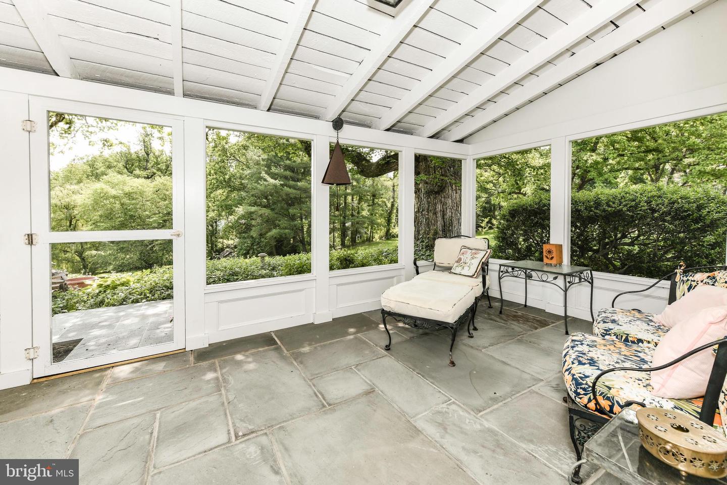 1435 HUNTER VIEW FARMS, VIENNA, Virginia 22182, 5 Bedrooms Bedrooms, ,4 BathroomsBathrooms,Residential,For sale,1435 HUNTER VIEW FARMS,VAFX2239700 MLS # VAFX2239700