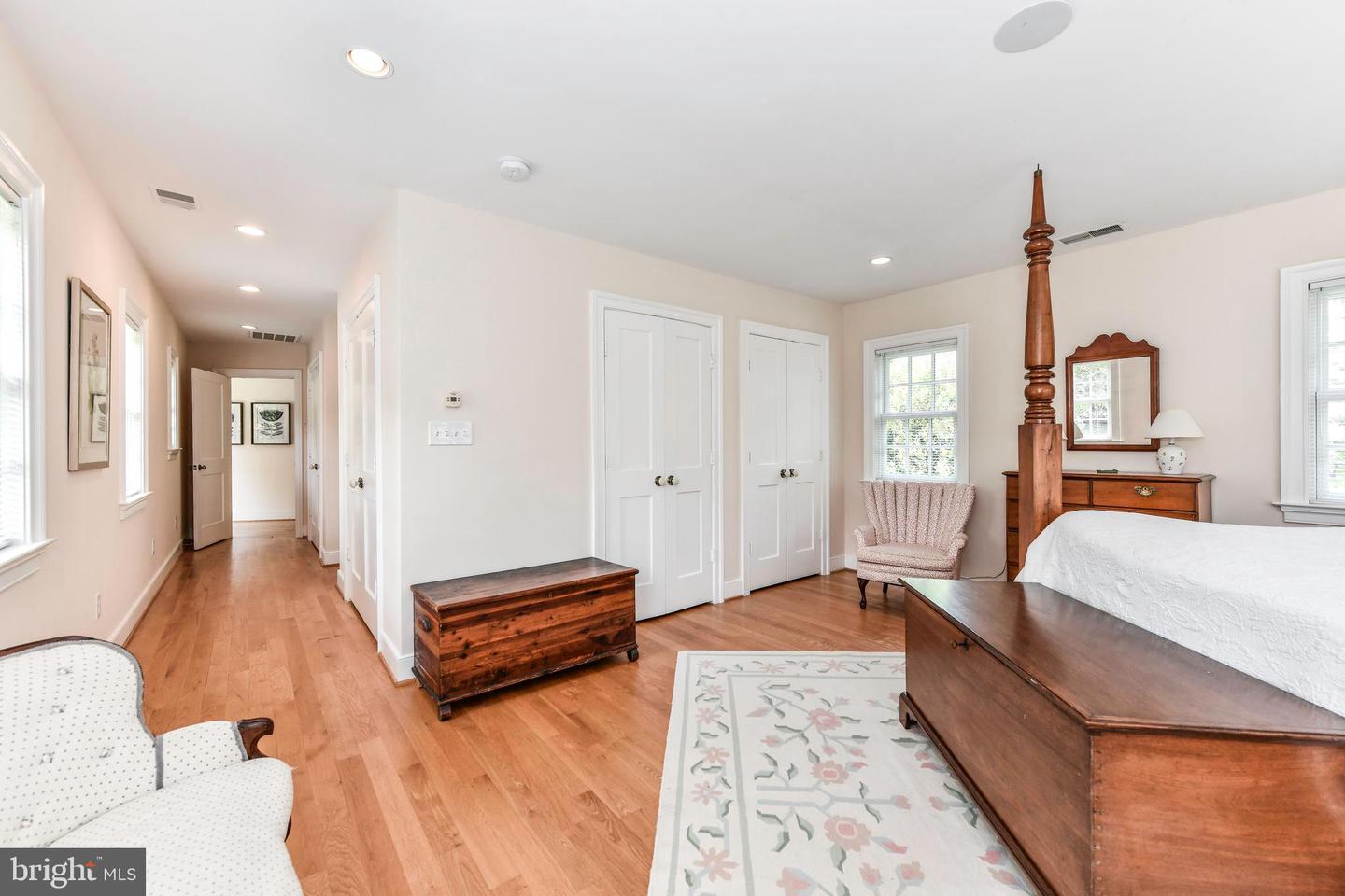 1435 HUNTER VIEW FARMS, VIENNA, Virginia 22182, 5 Bedrooms Bedrooms, ,4 BathroomsBathrooms,Residential,For sale,1435 HUNTER VIEW FARMS,VAFX2239700 MLS # VAFX2239700