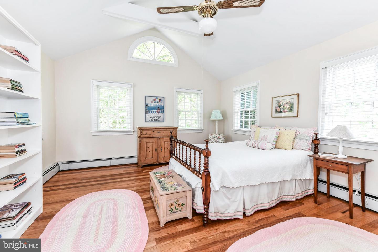 1435 HUNTER VIEW FARMS, VIENNA, Virginia 22182, 5 Bedrooms Bedrooms, ,4 BathroomsBathrooms,Residential,For sale,1435 HUNTER VIEW FARMS,VAFX2239700 MLS # VAFX2239700