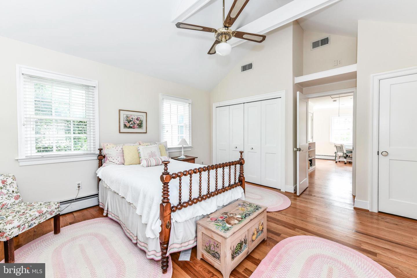 1435 HUNTER VIEW FARMS, VIENNA, Virginia 22182, 5 Bedrooms Bedrooms, ,4 BathroomsBathrooms,Residential,For sale,1435 HUNTER VIEW FARMS,VAFX2239700 MLS # VAFX2239700
