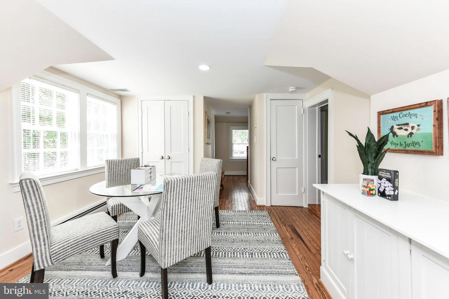 1435 HUNTER VIEW FARMS, VIENNA, Virginia 22182, 5 Bedrooms Bedrooms, ,4 BathroomsBathrooms,Residential,For sale,1435 HUNTER VIEW FARMS,VAFX2239700 MLS # VAFX2239700