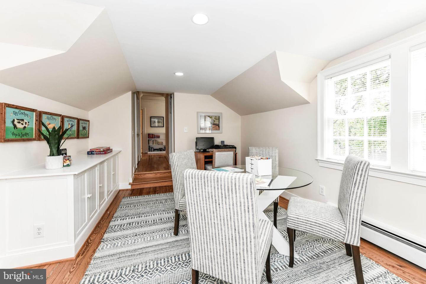 1435 HUNTER VIEW FARMS, VIENNA, Virginia 22182, 5 Bedrooms Bedrooms, ,4 BathroomsBathrooms,Residential,For sale,1435 HUNTER VIEW FARMS,VAFX2239700 MLS # VAFX2239700