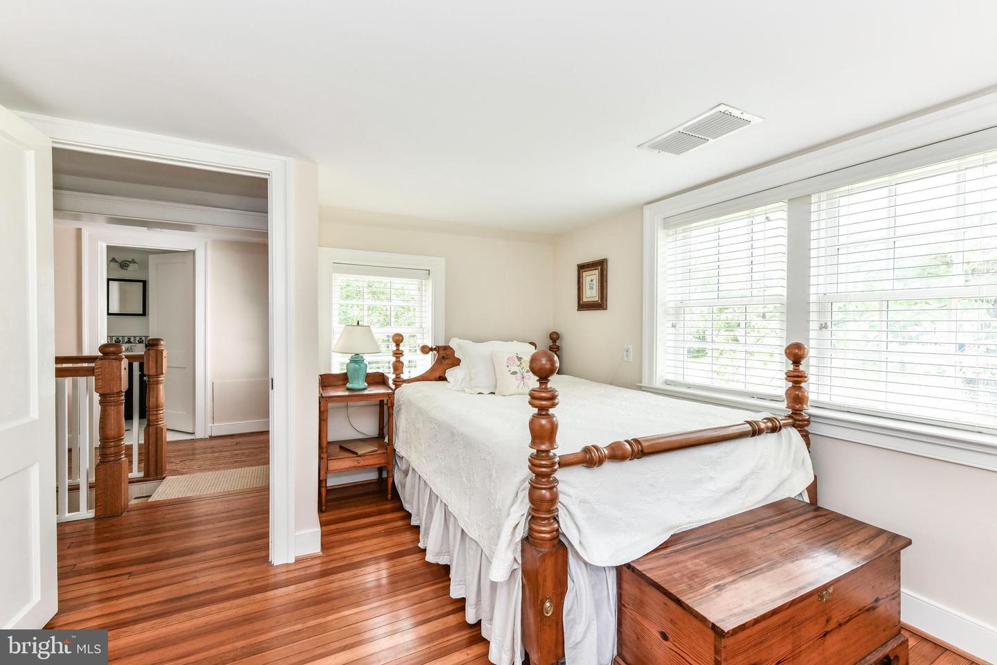 1435 HUNTER VIEW FARMS, VIENNA, Virginia 22182, 5 Bedrooms Bedrooms, ,4 BathroomsBathrooms,Residential,For sale,1435 HUNTER VIEW FARMS,VAFX2239700 MLS # VAFX2239700