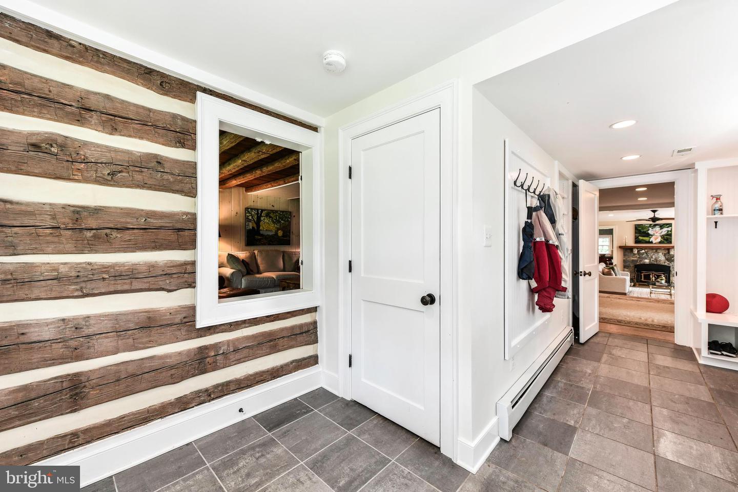 1435 HUNTER VIEW FARMS, VIENNA, Virginia 22182, 5 Bedrooms Bedrooms, ,4 BathroomsBathrooms,Residential,For sale,1435 HUNTER VIEW FARMS,VAFX2239700 MLS # VAFX2239700