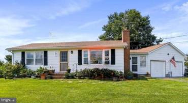 347 SIR JOHNS RD, CLEAR BROOK, Virginia 22624, 2 Bedrooms Bedrooms, ,1 BathroomBathrooms,Residential,For sale,347 SIR JOHNS RD,VAFV2034076 MLS # VAFV2034076