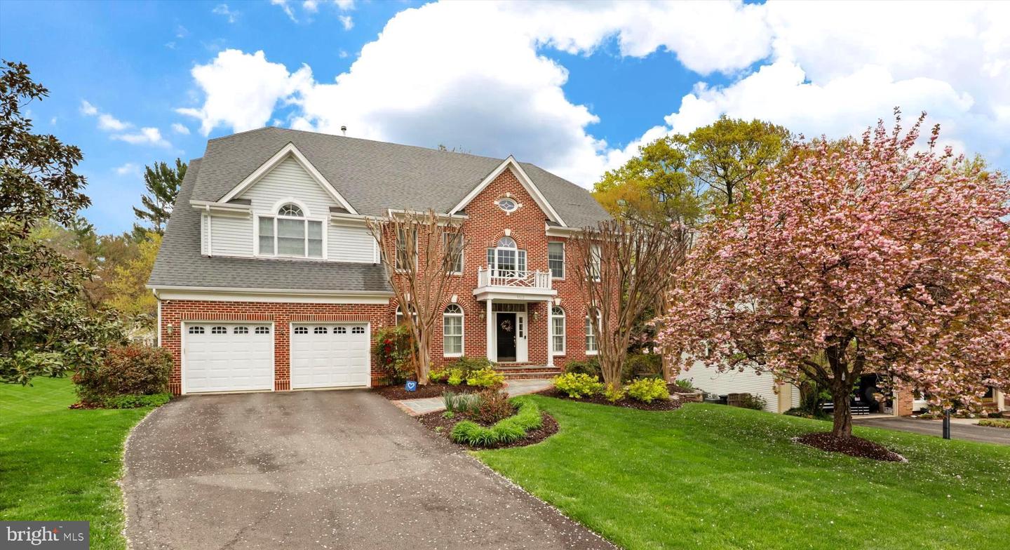 9512 MACY AVE, VIENNA, Virginia 22182, 5 Bedrooms Bedrooms, ,4 BathroomsBathrooms,Residential,For sale,9512 MACY AVE,VAFX2240616 MLS # VAFX2240616