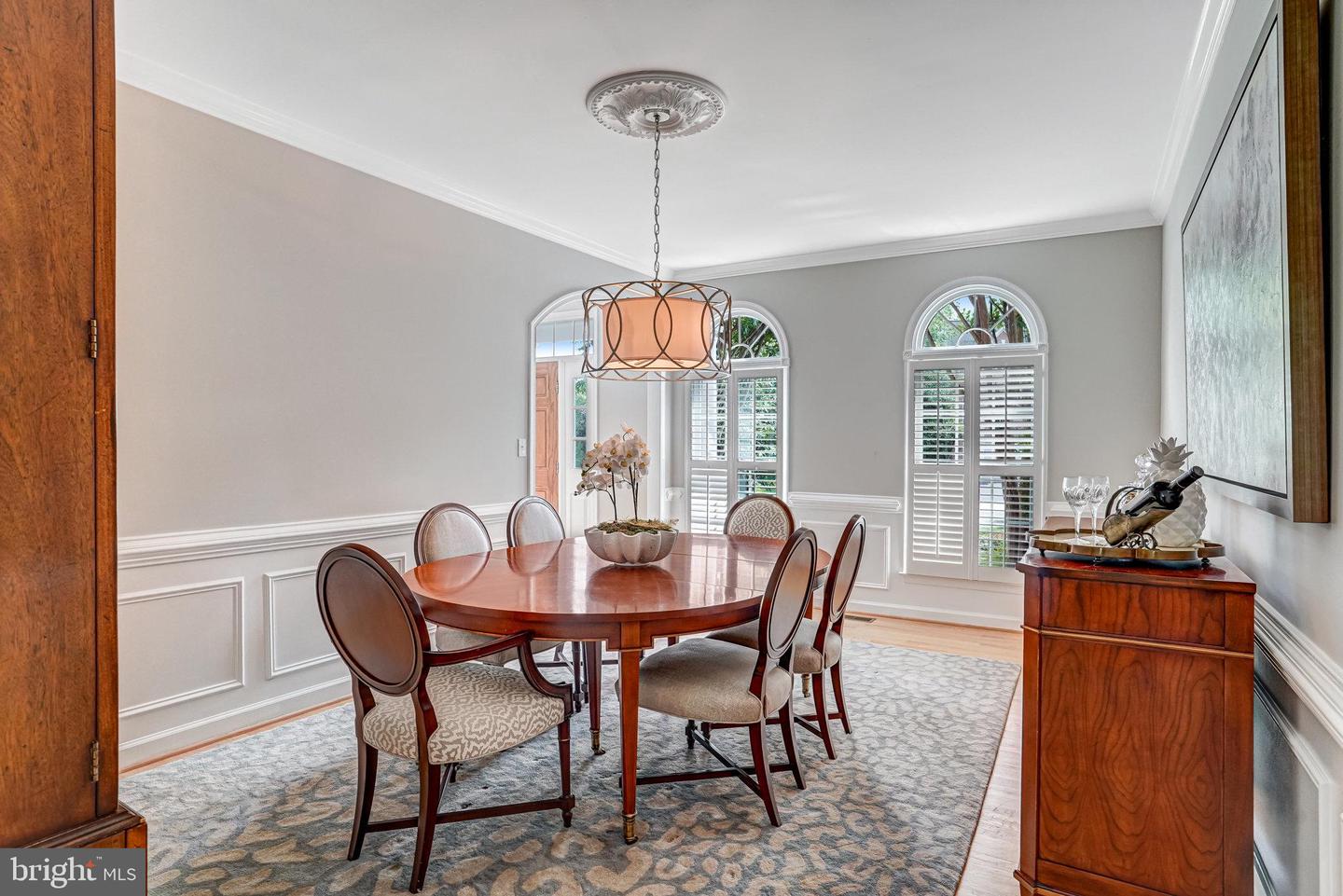 9512 MACY AVE, VIENNA, Virginia 22182, 5 Bedrooms Bedrooms, ,4 BathroomsBathrooms,Residential,For sale,9512 MACY AVE,VAFX2240616 MLS # VAFX2240616