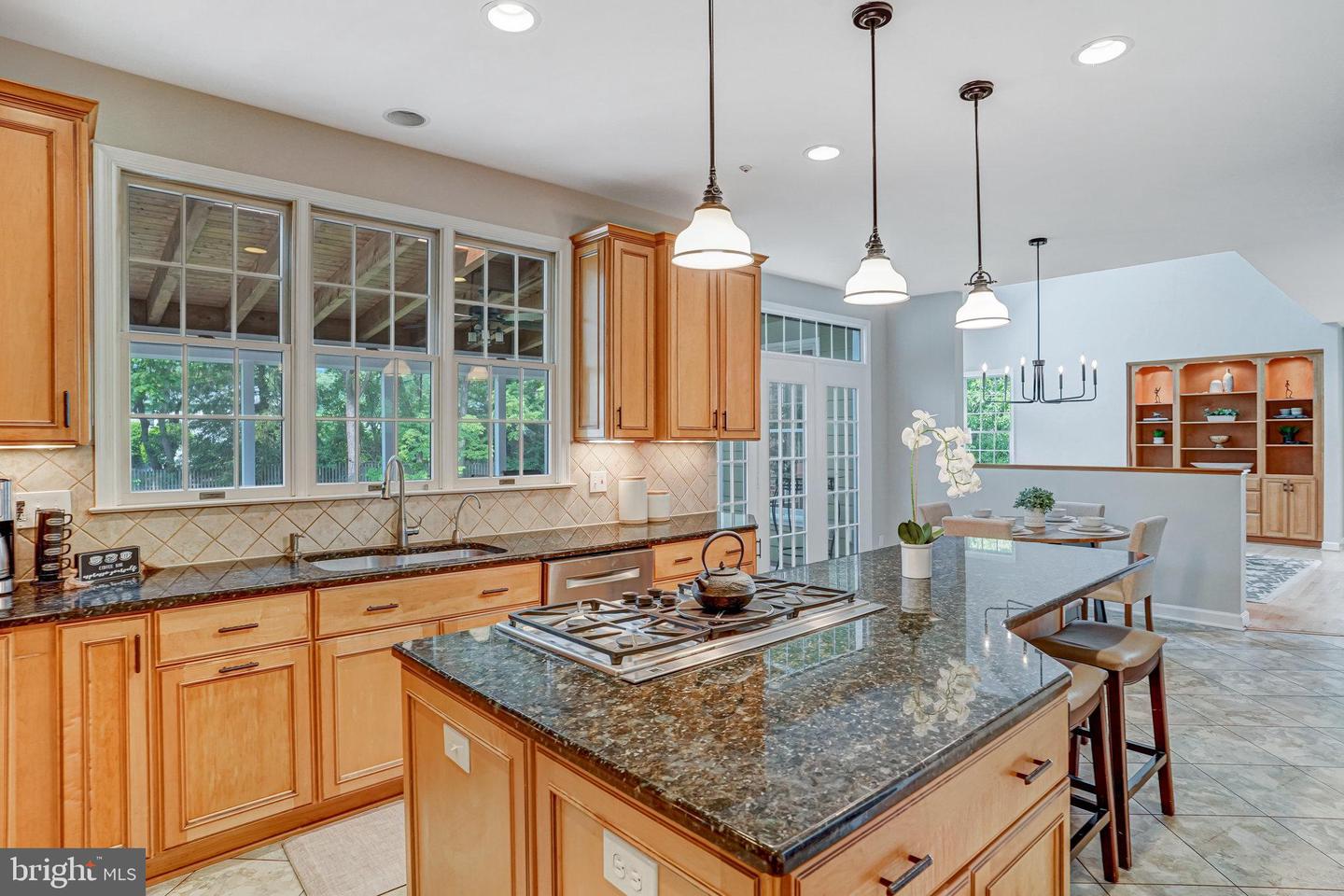 9512 MACY AVE, VIENNA, Virginia 22182, 5 Bedrooms Bedrooms, ,4 BathroomsBathrooms,Residential,For sale,9512 MACY AVE,VAFX2240616 MLS # VAFX2240616