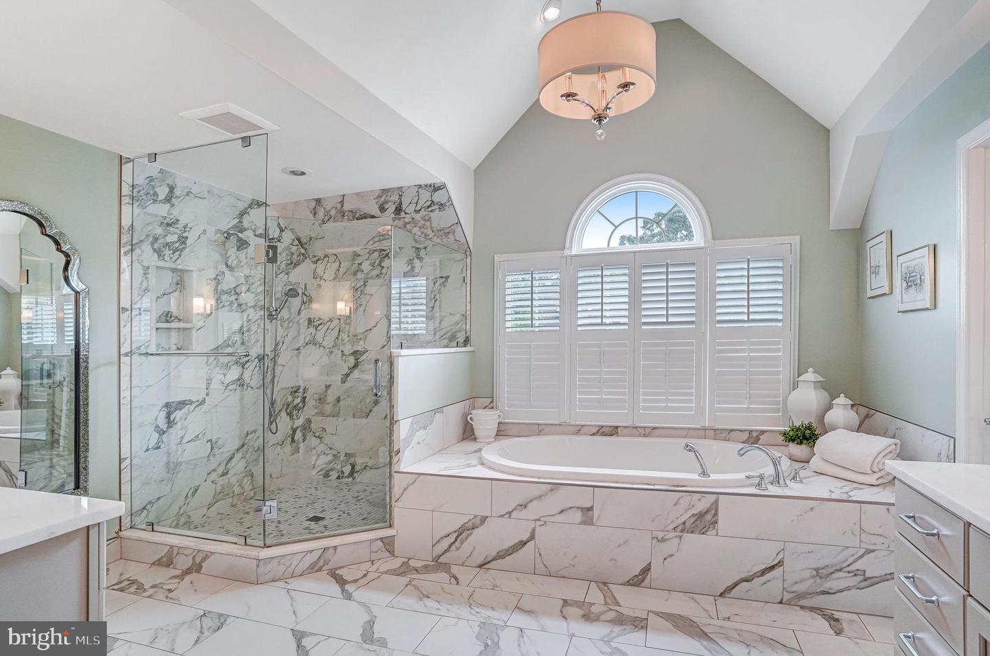 9512 MACY AVE, VIENNA, Virginia 22182, 5 Bedrooms Bedrooms, ,4 BathroomsBathrooms,Residential,For sale,9512 MACY AVE,VAFX2240616 MLS # VAFX2240616