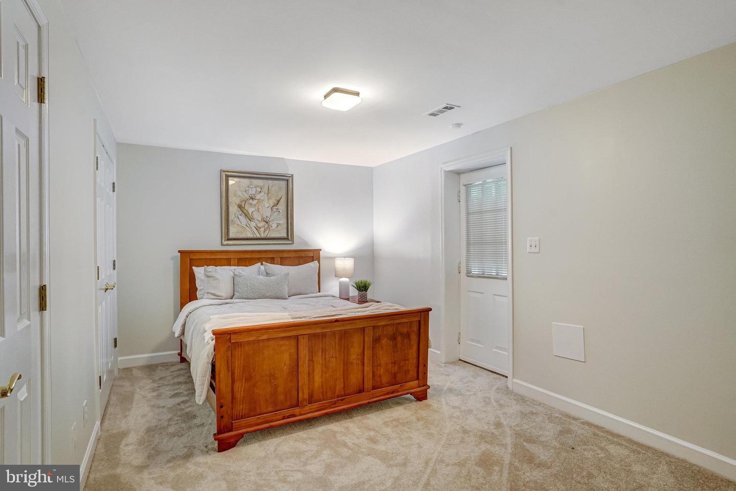 9512 MACY AVE, VIENNA, Virginia 22182, 5 Bedrooms Bedrooms, ,4 BathroomsBathrooms,Residential,For sale,9512 MACY AVE,VAFX2240616 MLS # VAFX2240616