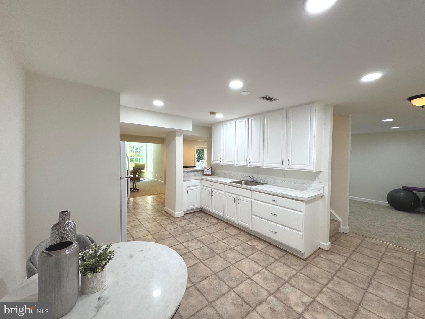9512 MACY AVE, VIENNA, Virginia 22182, 5 Bedrooms Bedrooms, ,4 BathroomsBathrooms,Residential,For sale,9512 MACY AVE,VAFX2240616 MLS # VAFX2240616
