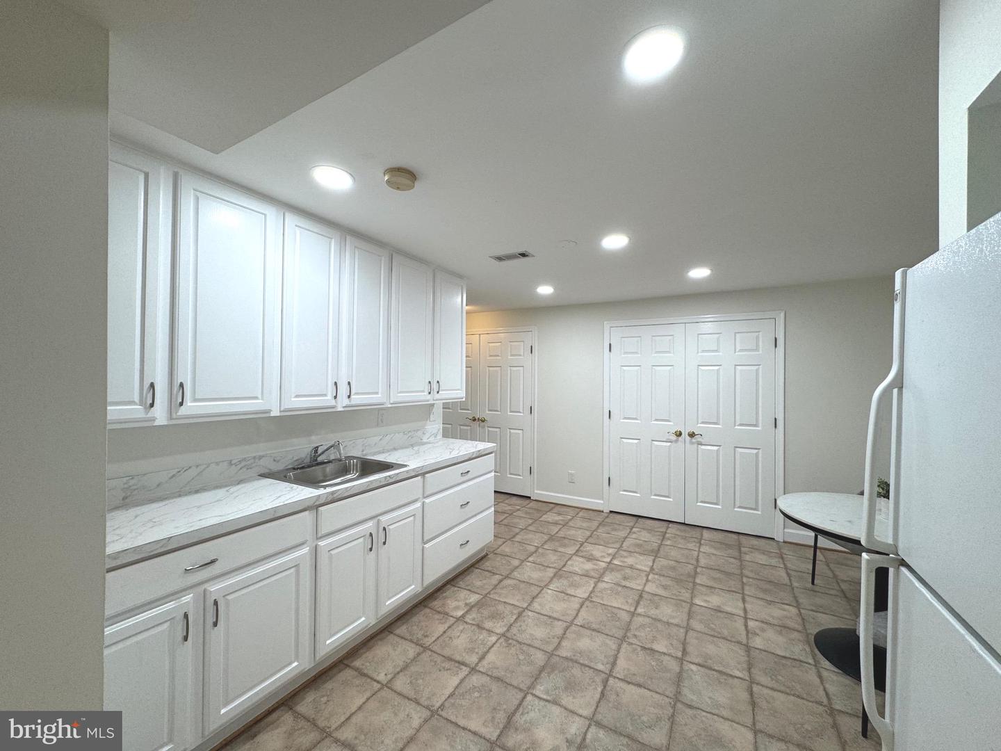 9512 MACY AVE, VIENNA, Virginia 22182, 5 Bedrooms Bedrooms, ,4 BathroomsBathrooms,Residential,For sale,9512 MACY AVE,VAFX2240616 MLS # VAFX2240616
