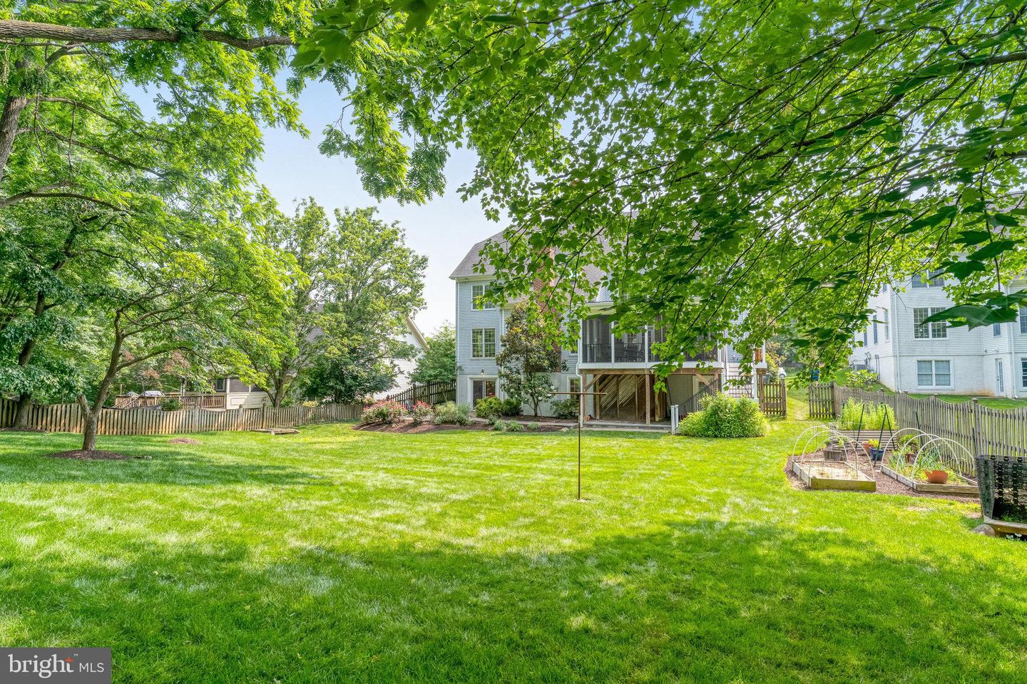 9512 MACY AVE, VIENNA, Virginia 22182, 5 Bedrooms Bedrooms, ,4 BathroomsBathrooms,Residential,For sale,9512 MACY AVE,VAFX2240616 MLS # VAFX2240616