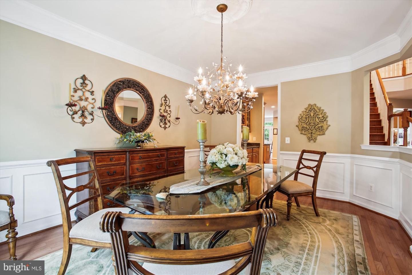 7710 HUNTSMAN BLVD, SPRINGFIELD, Virginia 22153, 6 Bedrooms Bedrooms, ,5 BathroomsBathrooms,Residential,For sale,7710 HUNTSMAN BLVD,VAFX2240926 MLS # VAFX2240926