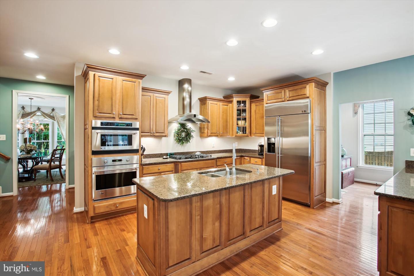 7710 HUNTSMAN BLVD, SPRINGFIELD, Virginia 22153, 6 Bedrooms Bedrooms, ,5 BathroomsBathrooms,Residential,For sale,7710 HUNTSMAN BLVD,VAFX2240926 MLS # VAFX2240926