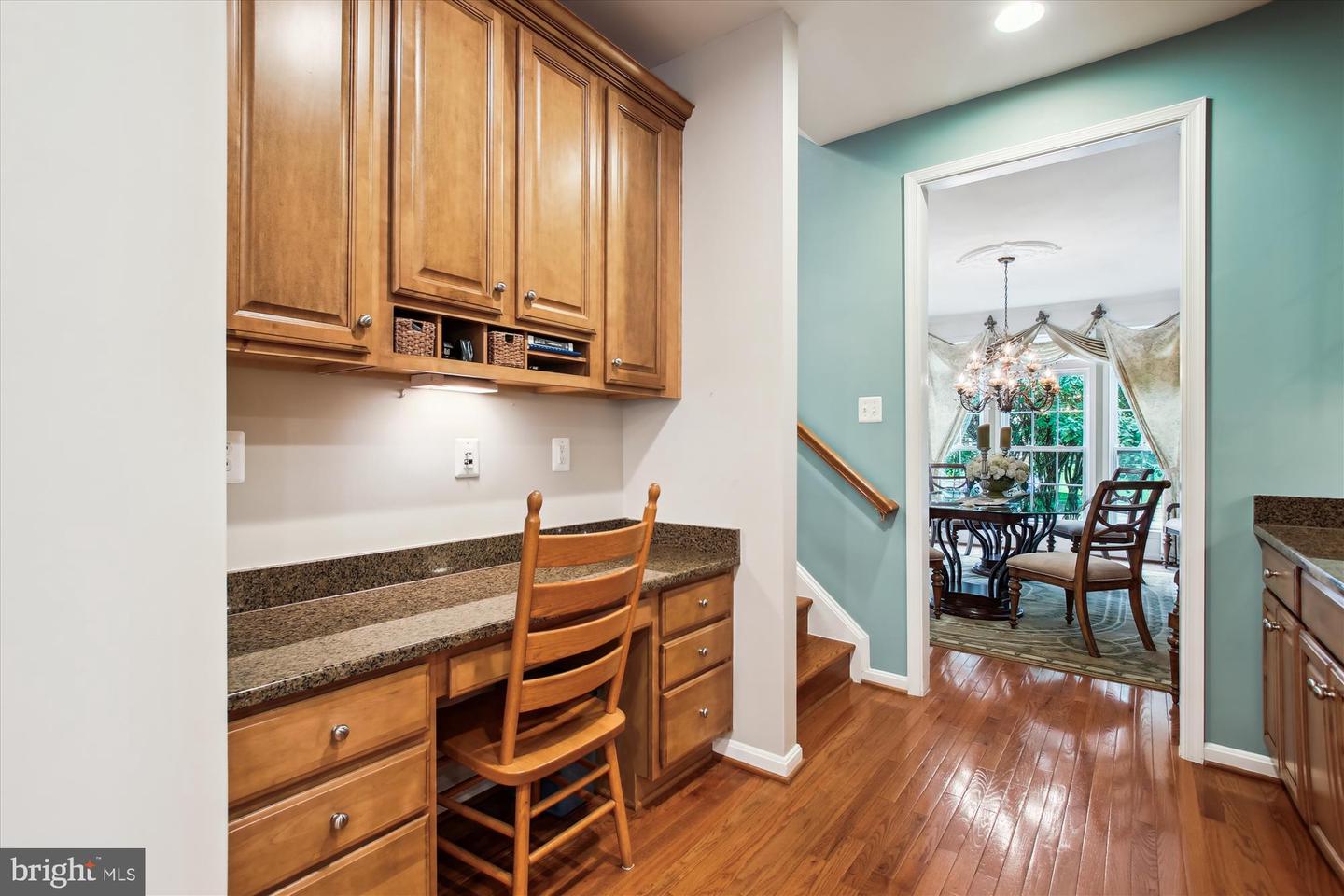 7710 HUNTSMAN BLVD, SPRINGFIELD, Virginia 22153, 6 Bedrooms Bedrooms, ,5 BathroomsBathrooms,Residential,For sale,7710 HUNTSMAN BLVD,VAFX2240926 MLS # VAFX2240926