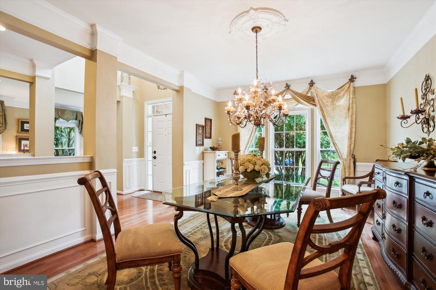 7710 HUNTSMAN BLVD, SPRINGFIELD, Virginia 22153, 6 Bedrooms Bedrooms, ,5 BathroomsBathrooms,Residential,For sale,7710 HUNTSMAN BLVD,VAFX2240926 MLS # VAFX2240926