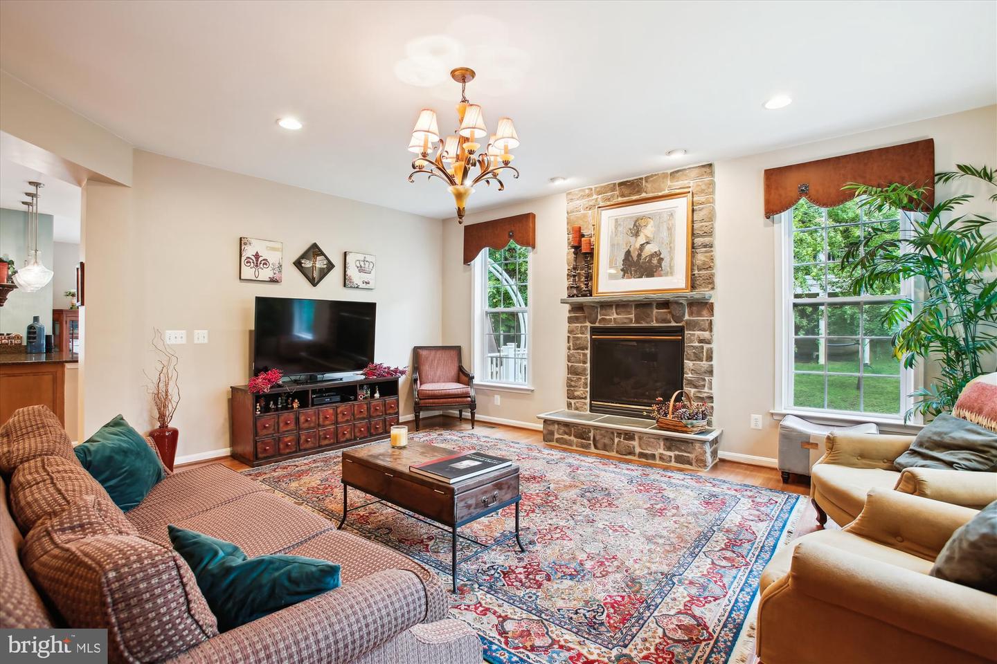 7710 HUNTSMAN BLVD, SPRINGFIELD, Virginia 22153, 6 Bedrooms Bedrooms, ,5 BathroomsBathrooms,Residential,For sale,7710 HUNTSMAN BLVD,VAFX2240926 MLS # VAFX2240926