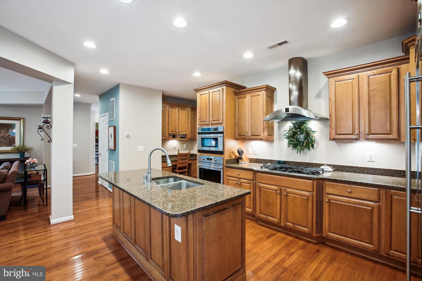 7710 HUNTSMAN BLVD, SPRINGFIELD, Virginia 22153, 6 Bedrooms Bedrooms, ,5 BathroomsBathrooms,Residential,For sale,7710 HUNTSMAN BLVD,VAFX2240926 MLS # VAFX2240926