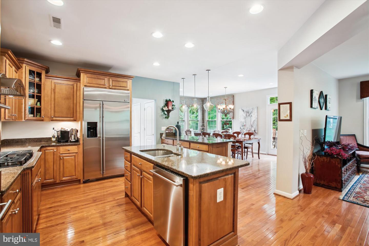 7710 HUNTSMAN BLVD, SPRINGFIELD, Virginia 22153, 6 Bedrooms Bedrooms, ,5 BathroomsBathrooms,Residential,For sale,7710 HUNTSMAN BLVD,VAFX2240926 MLS # VAFX2240926