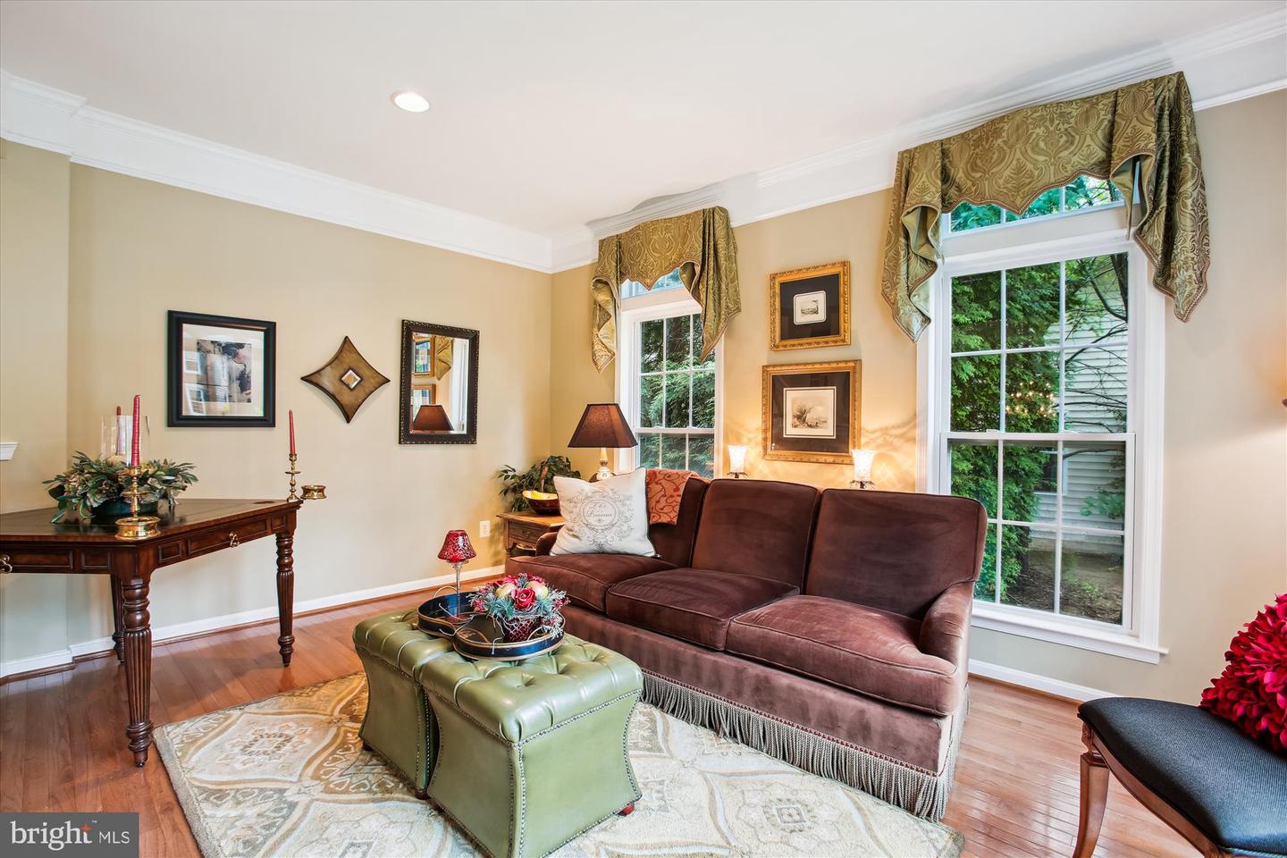 7710 HUNTSMAN BLVD, SPRINGFIELD, Virginia 22153, 6 Bedrooms Bedrooms, ,5 BathroomsBathrooms,Residential,For sale,7710 HUNTSMAN BLVD,VAFX2240926 MLS # VAFX2240926