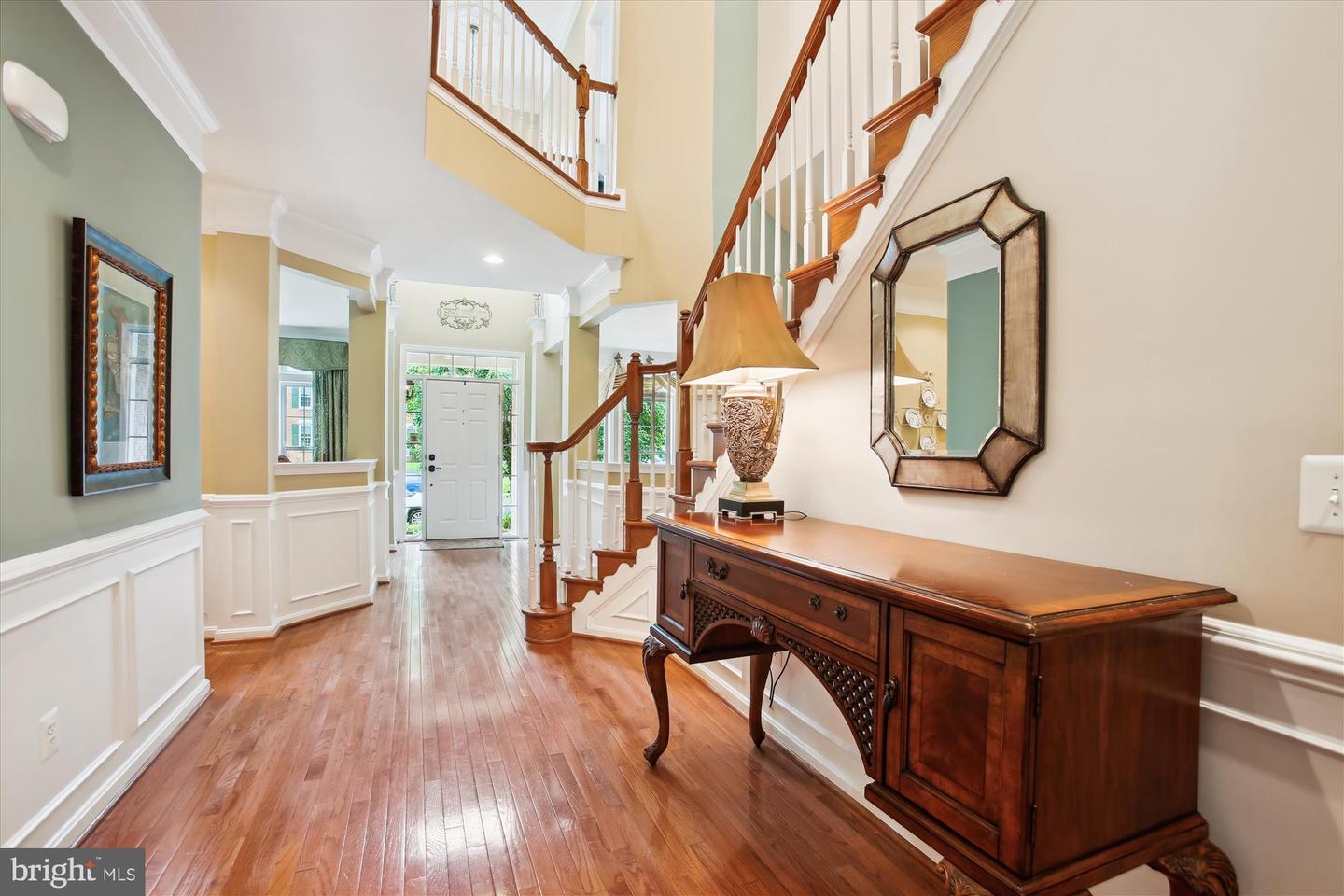 7710 HUNTSMAN BLVD, SPRINGFIELD, Virginia 22153, 6 Bedrooms Bedrooms, ,5 BathroomsBathrooms,Residential,For sale,7710 HUNTSMAN BLVD,VAFX2240926 MLS # VAFX2240926