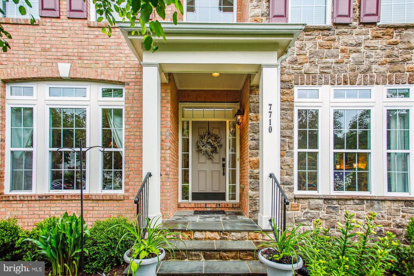 7710 HUNTSMAN BLVD, SPRINGFIELD, Virginia 22153, 6 Bedrooms Bedrooms, ,5 BathroomsBathrooms,Residential,For sale,7710 HUNTSMAN BLVD,VAFX2240926 MLS # VAFX2240926