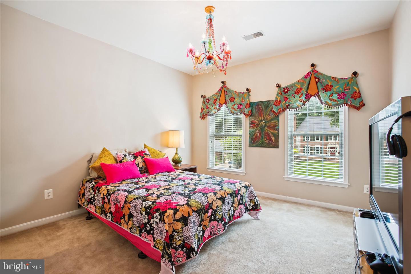 7710 HUNTSMAN BLVD, SPRINGFIELD, Virginia 22153, 6 Bedrooms Bedrooms, ,5 BathroomsBathrooms,Residential,For sale,7710 HUNTSMAN BLVD,VAFX2240926 MLS # VAFX2240926