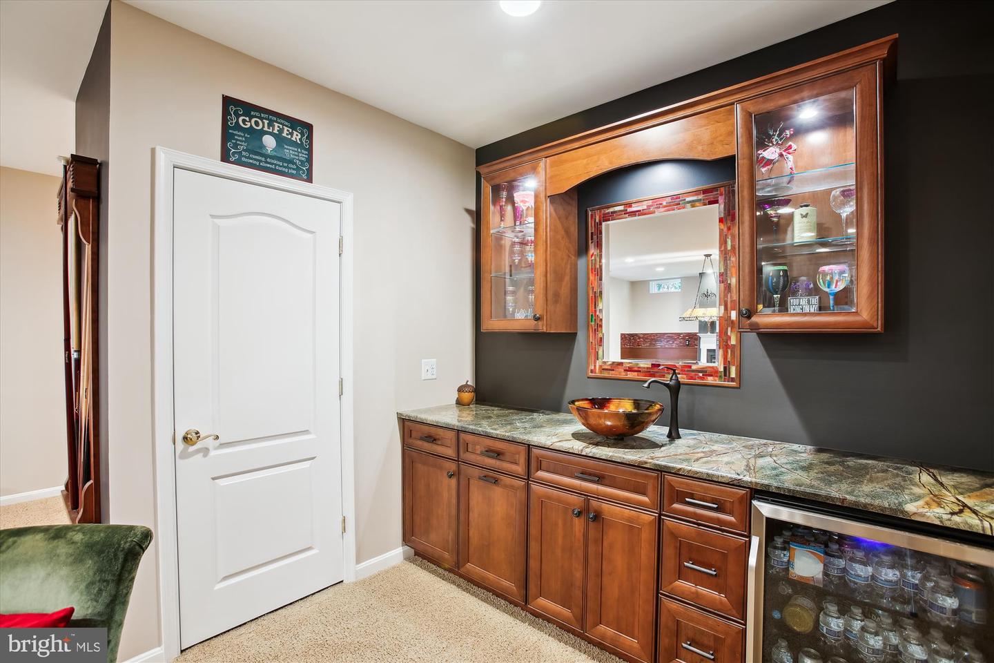 7710 HUNTSMAN BLVD, SPRINGFIELD, Virginia 22153, 6 Bedrooms Bedrooms, ,5 BathroomsBathrooms,Residential,For sale,7710 HUNTSMAN BLVD,VAFX2240926 MLS # VAFX2240926