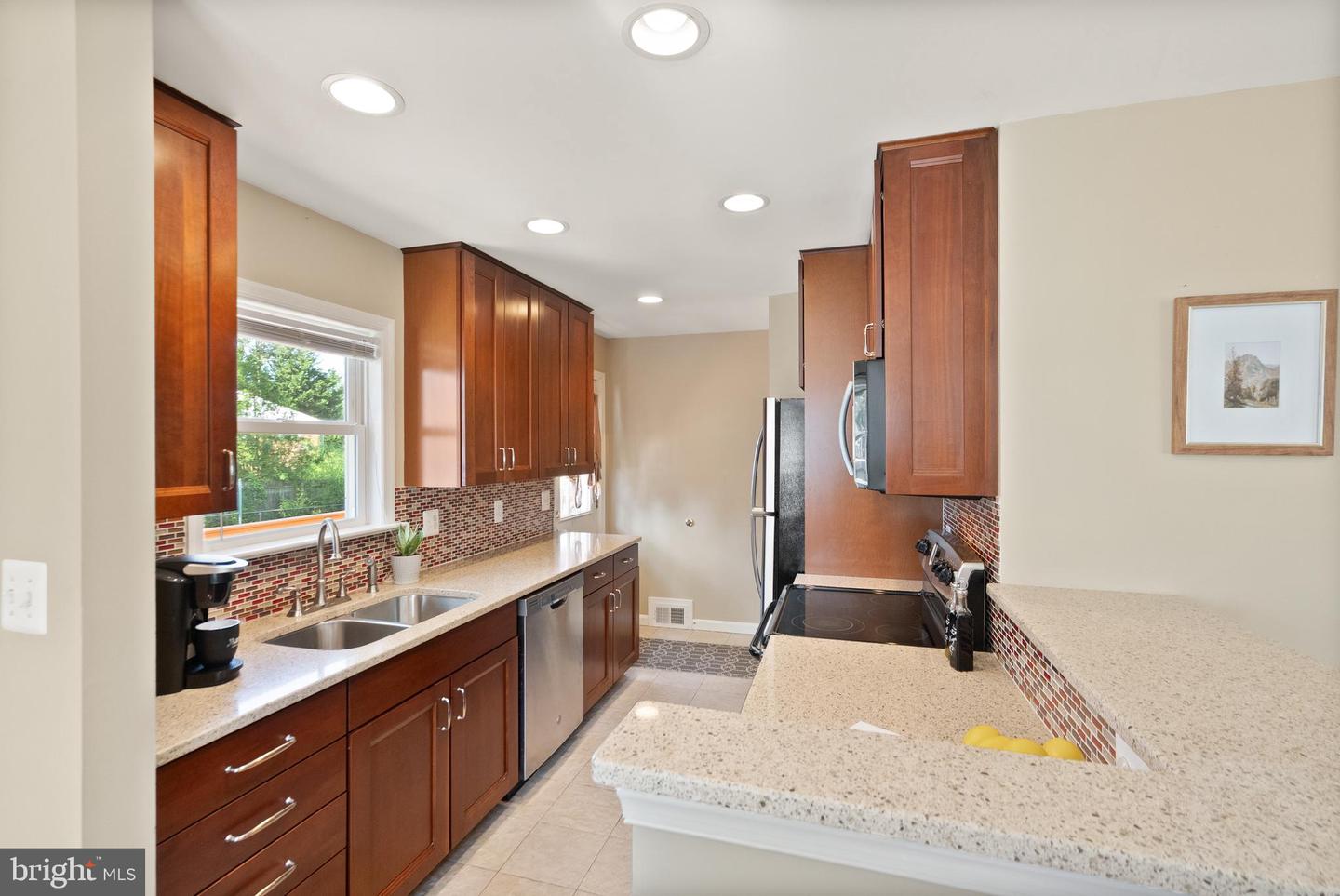 7019 STRATHMORE ST, FALLS CHURCH, Virginia 22042, 4 Bedrooms Bedrooms, ,2 BathroomsBathrooms,Residential,For sale,7019 STRATHMORE ST,VAFX2240944 MLS # VAFX2240944
