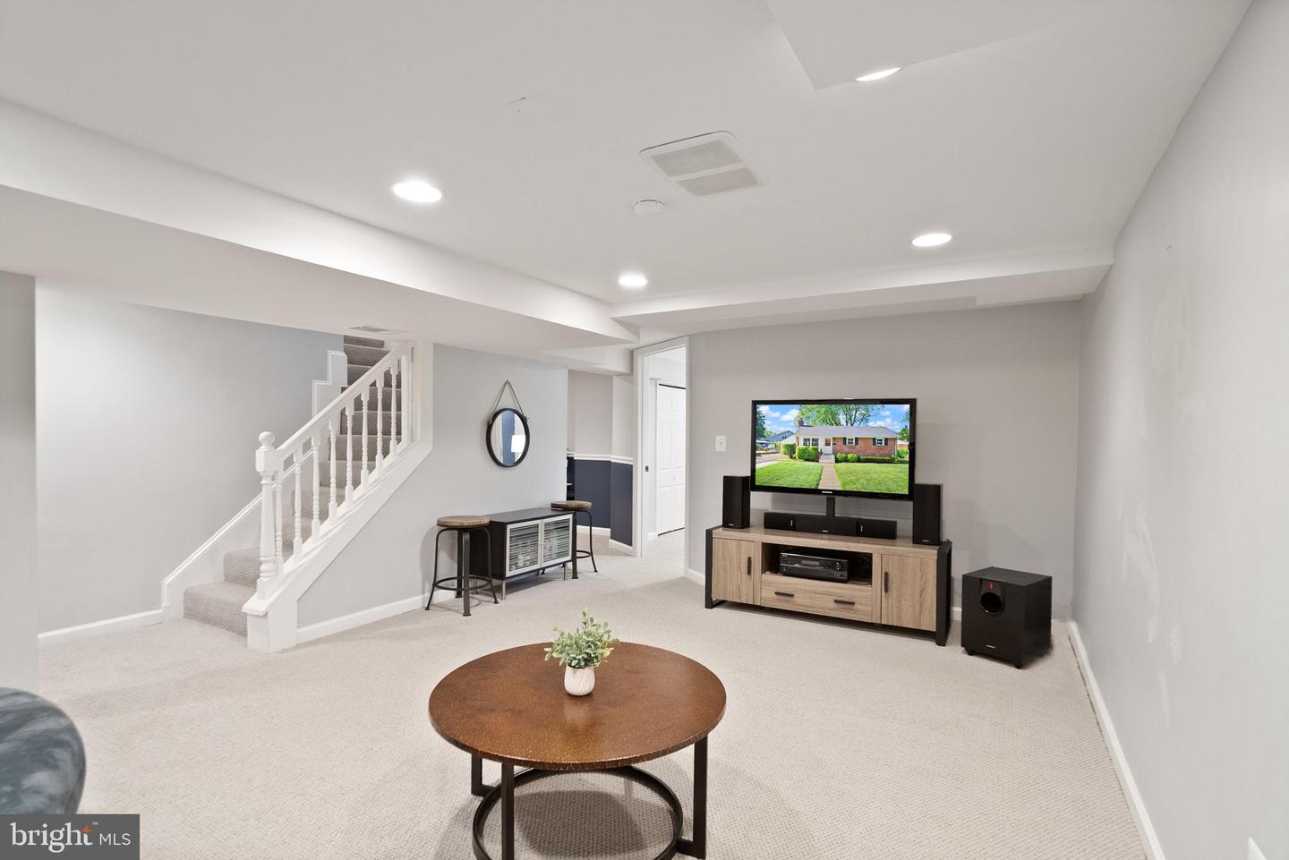7019 STRATHMORE ST, FALLS CHURCH, Virginia 22042, 4 Bedrooms Bedrooms, ,2 BathroomsBathrooms,Residential,For sale,7019 STRATHMORE ST,VAFX2240944 MLS # VAFX2240944