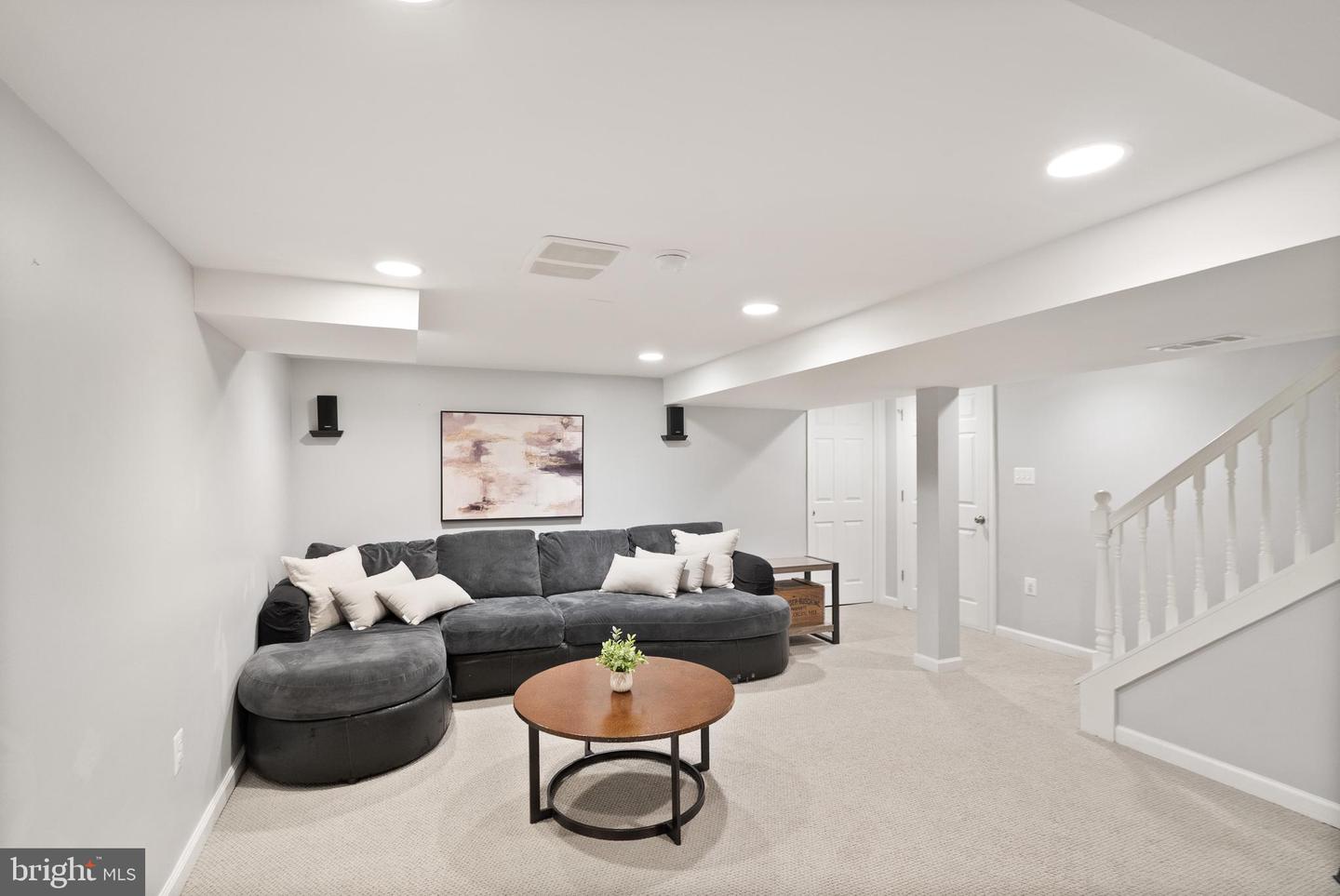7019 STRATHMORE ST, FALLS CHURCH, Virginia 22042, 4 Bedrooms Bedrooms, ,2 BathroomsBathrooms,Residential,For sale,7019 STRATHMORE ST,VAFX2240944 MLS # VAFX2240944