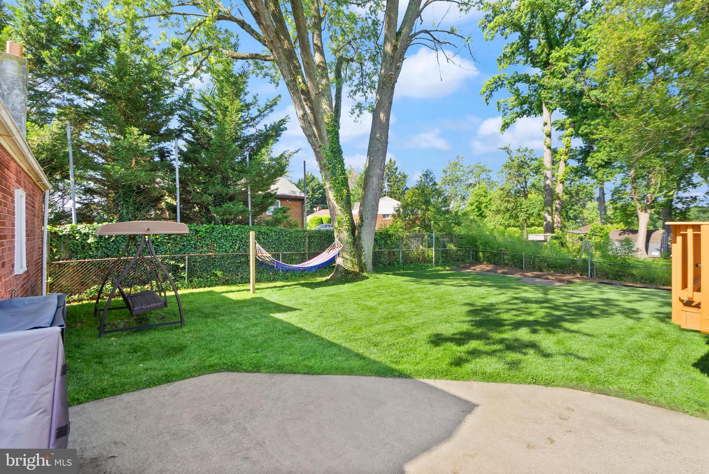7019 STRATHMORE ST, FALLS CHURCH, Virginia 22042, 4 Bedrooms Bedrooms, ,2 BathroomsBathrooms,Residential,For sale,7019 STRATHMORE ST,VAFX2240944 MLS # VAFX2240944