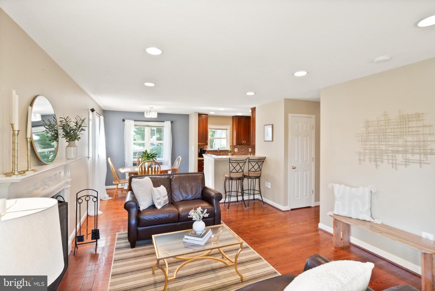 7019 STRATHMORE ST, FALLS CHURCH, Virginia 22042, 4 Bedrooms Bedrooms, ,2 BathroomsBathrooms,Residential,For sale,7019 STRATHMORE ST,VAFX2240944 MLS # VAFX2240944